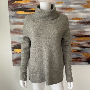 ARITZIA Community Plutarch Sweater